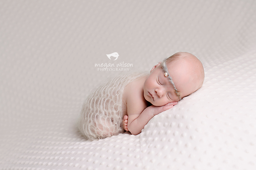 Cumming Newborn Twin Photographer